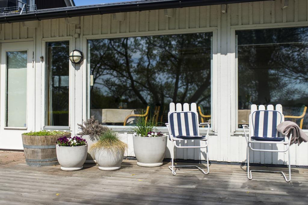 Hotell Sjoevillan Upplands-Väsby Exterior foto